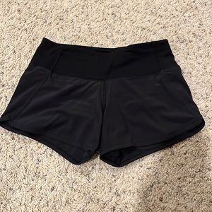 Lululemon Shorts 2’